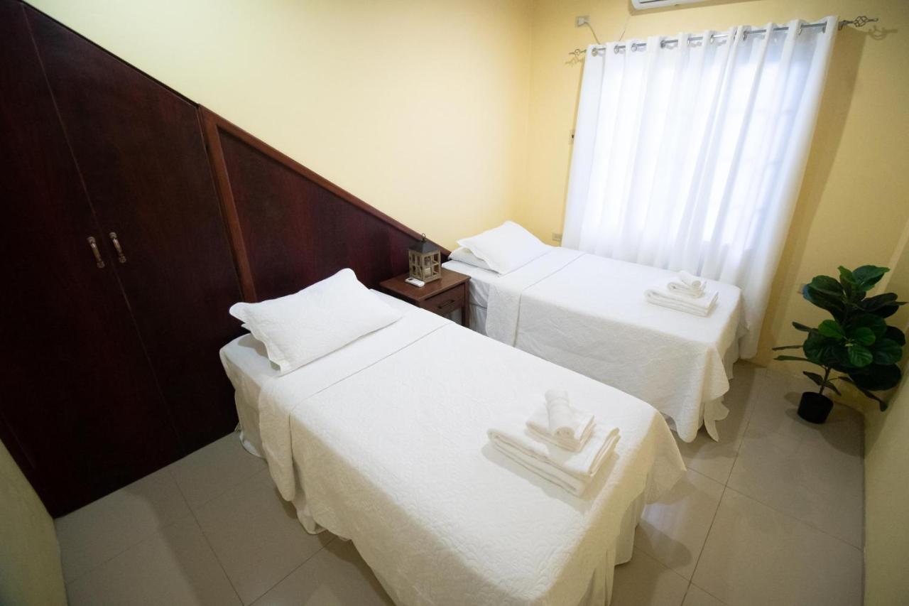 Stacys Place #1 2 Bedroom Apartment Port of Spain Dış mekan fotoğraf